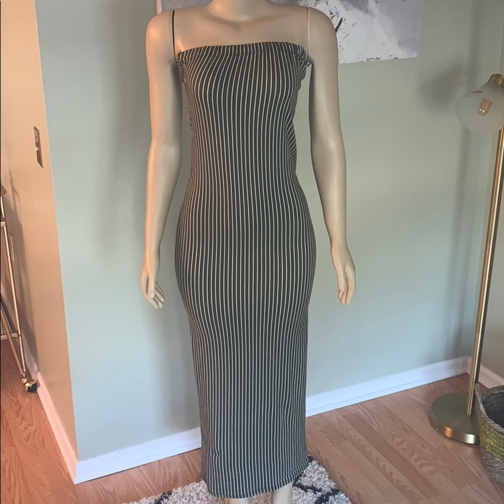 Green strip tube dress
